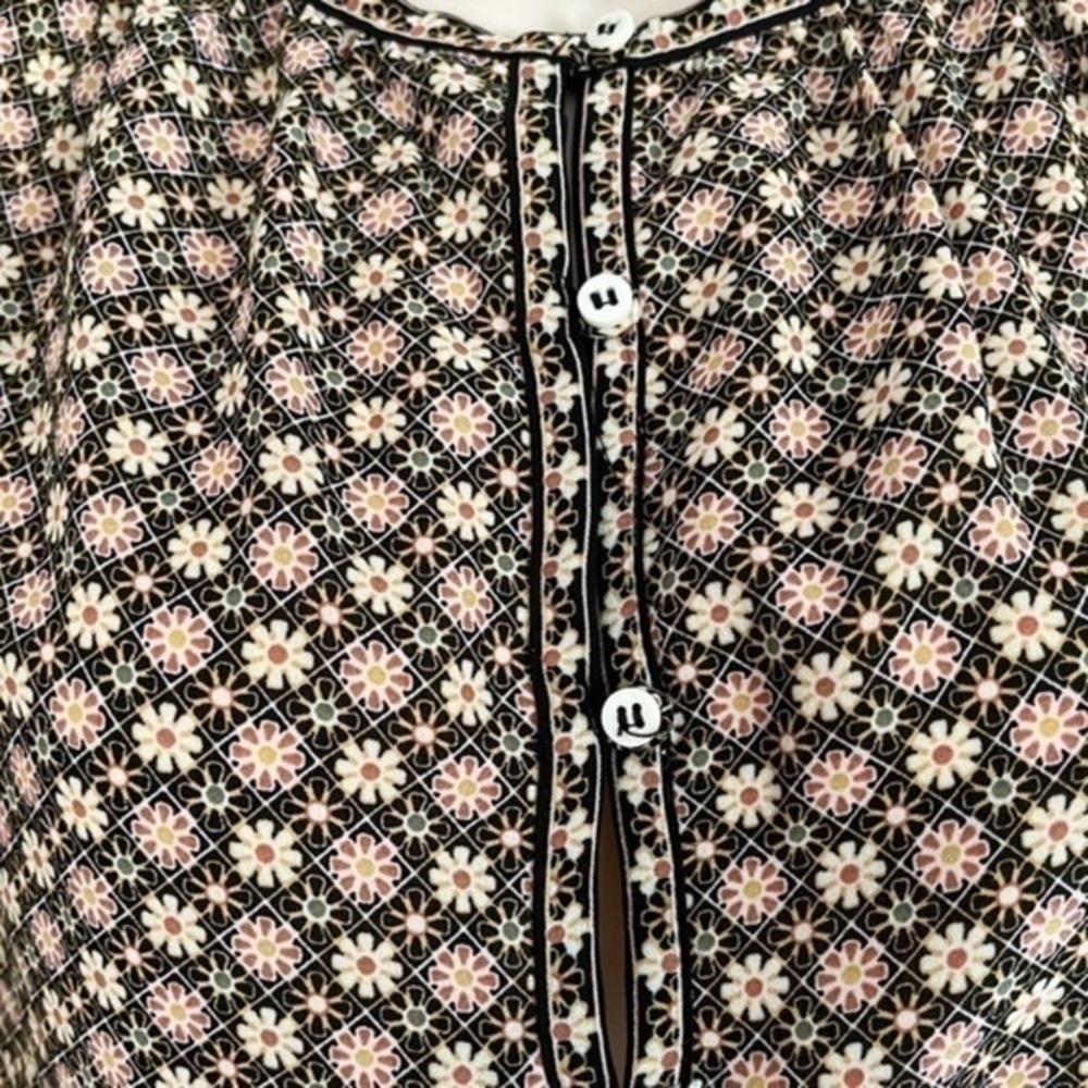 NWT Max Studio Floral Patterned Half Sleeve a Top Small - Picture 13 of 16